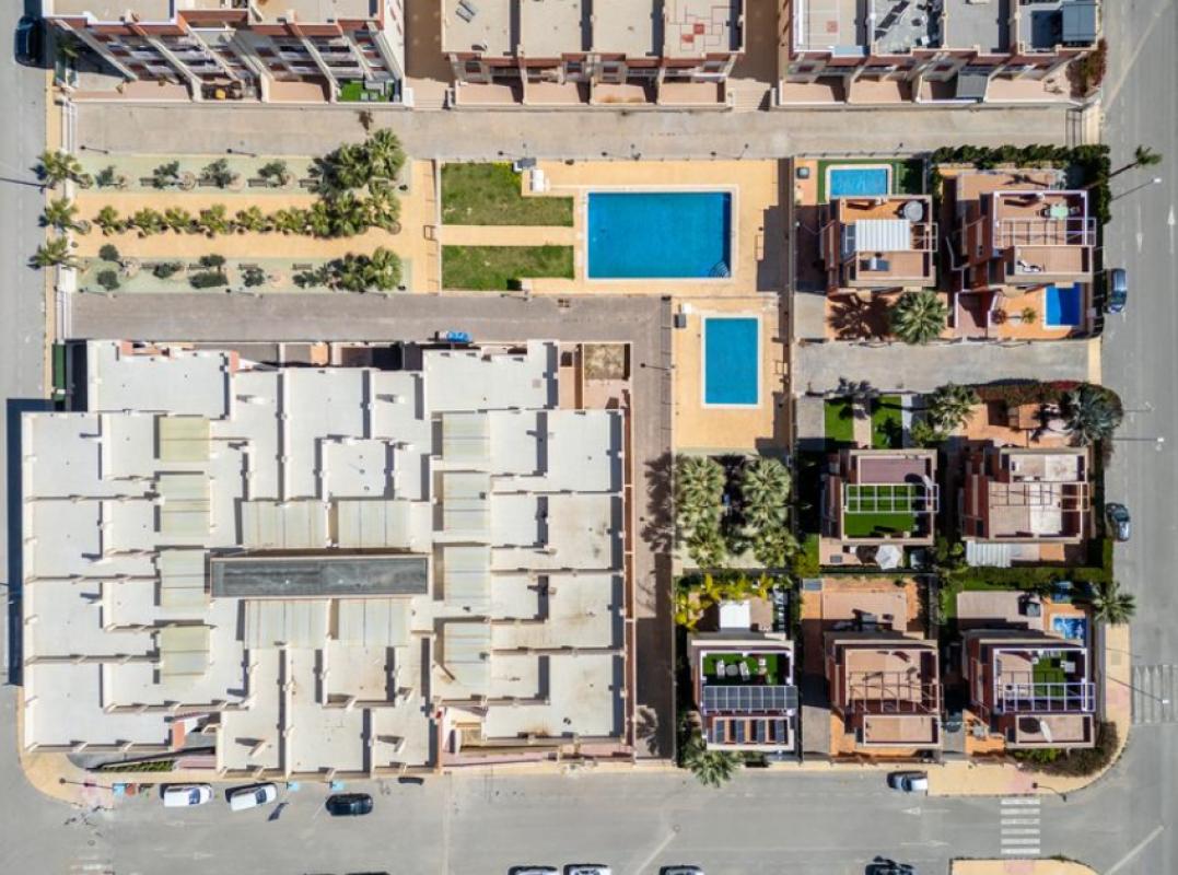 Apartament te koop in Orihuela | 2 slaapkamers H396182