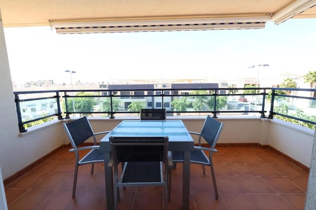 apartment te koop in Pilar de la Horadada | 2 slaapkamers H514683
