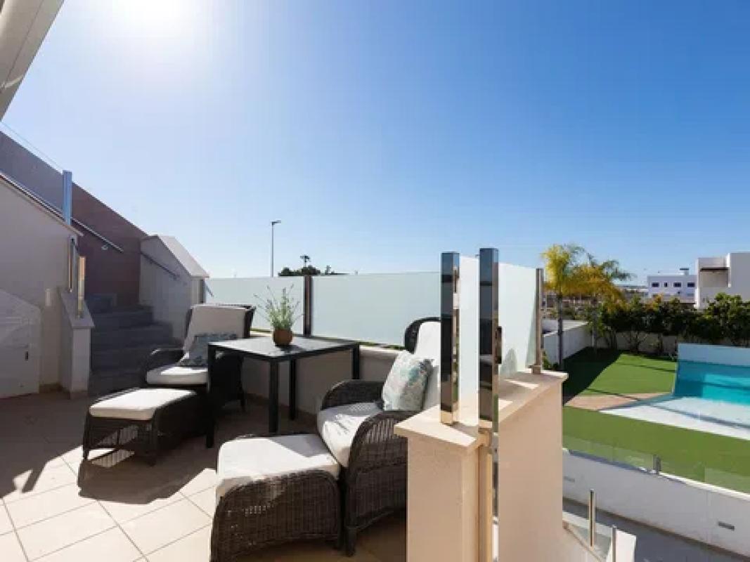 apartment te koop in Pilar de la Horadada | 2 slaapkamers H517731