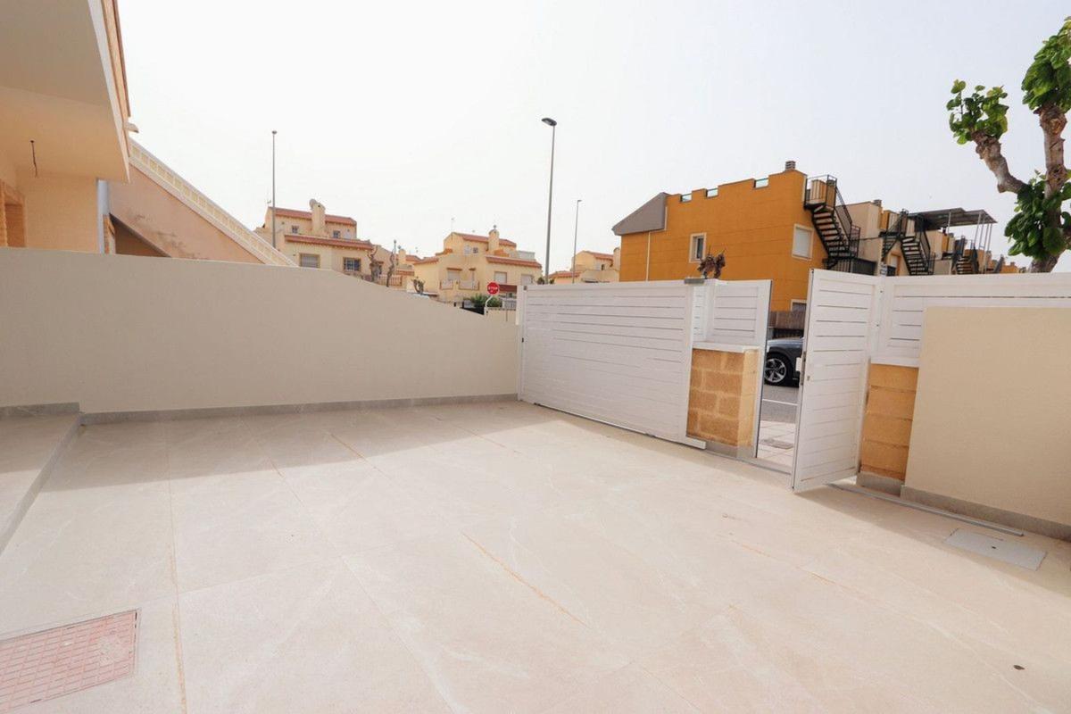 apartment te koop in Pilar de la Horadada | 2 slaapkamers H586741