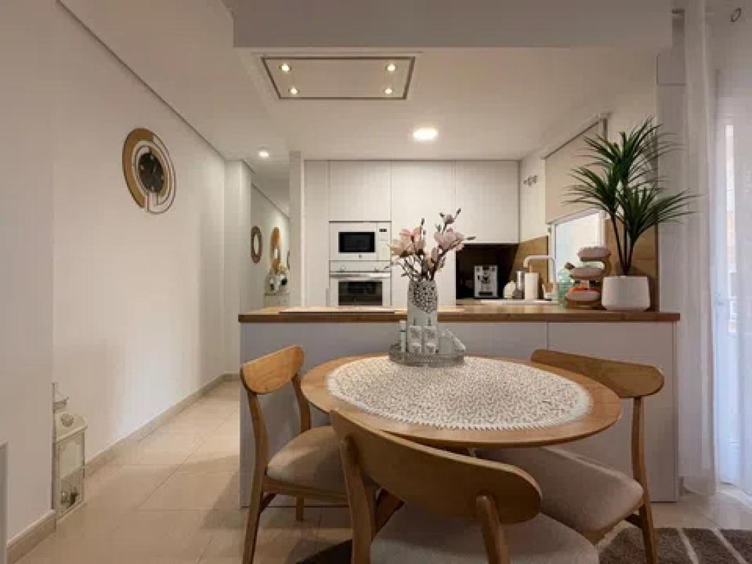 apartment te koop in Torrevieja | 3 slaapkamers H480046