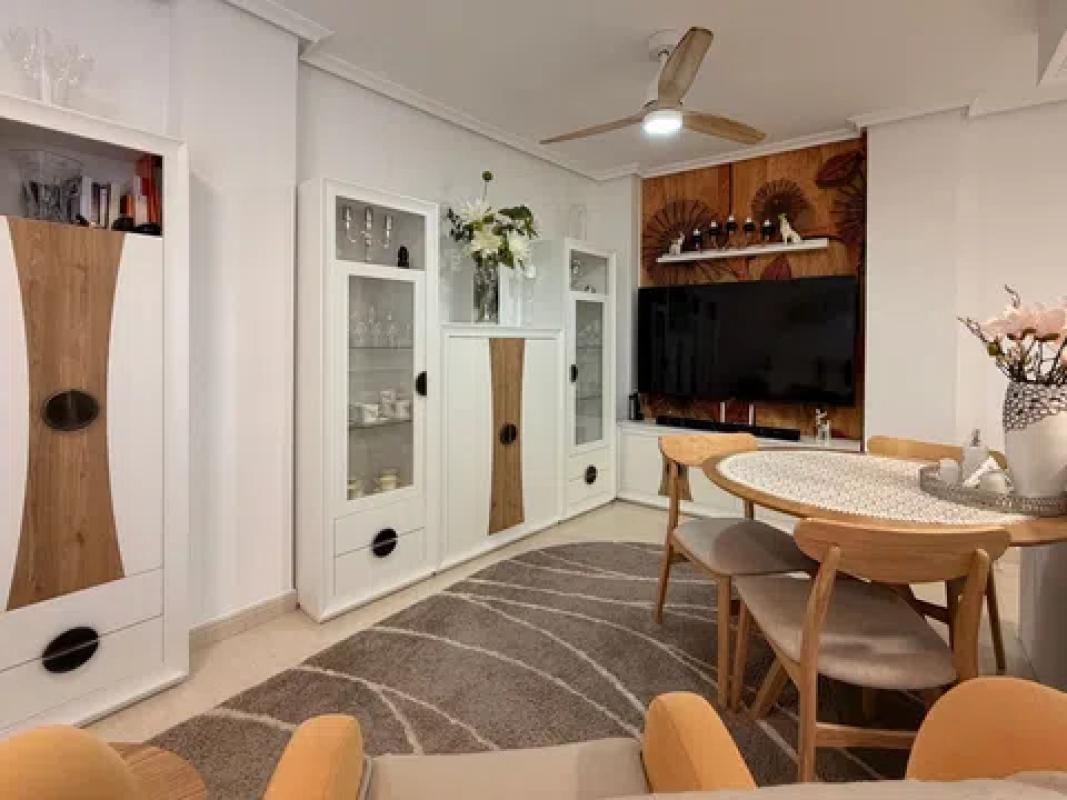 apartment te koop in Torrevieja | 3 slaapkamers H480046