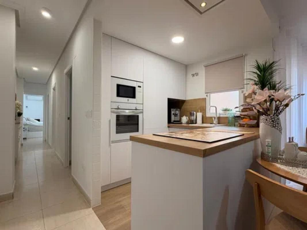 apartment te koop in Torrevieja | 3 slaapkamers H480046