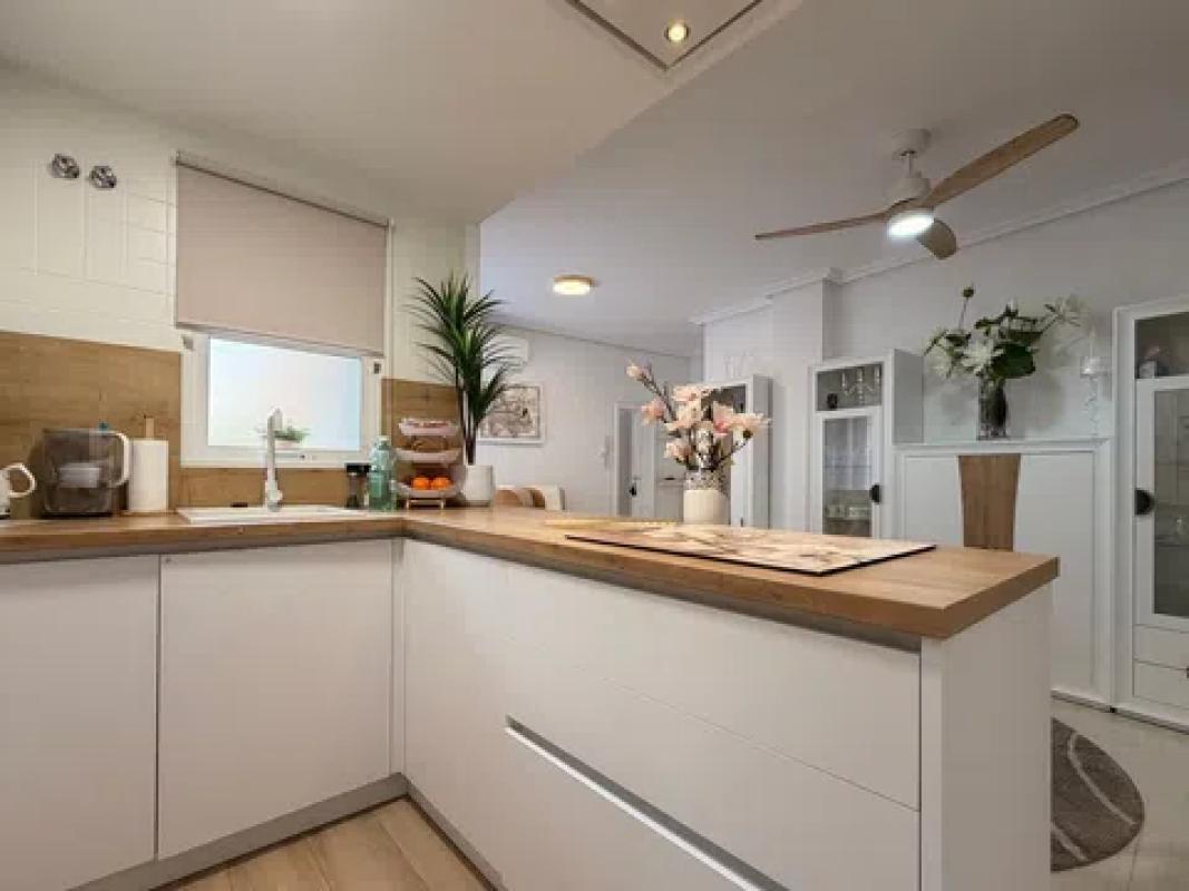 apartment te koop in Torrevieja | 3 slaapkamers H480046