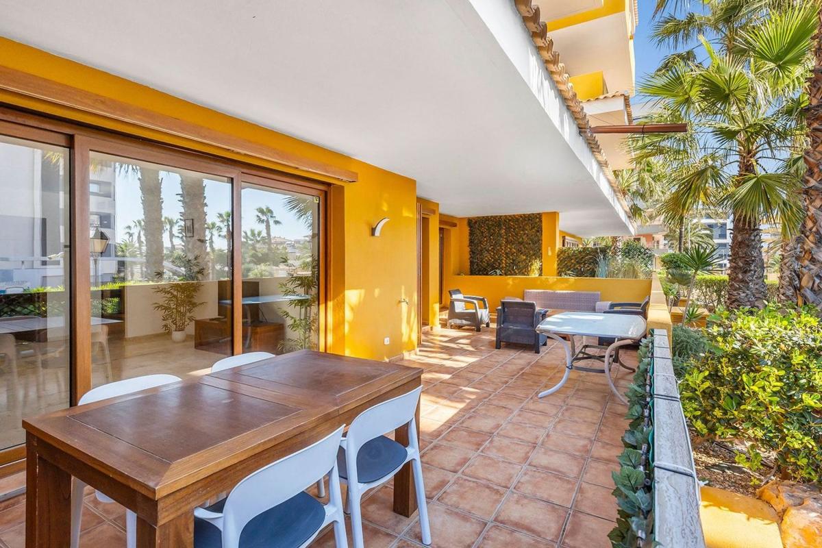 apartment te koop in Torrevieja | 2 slaapkamers H532227