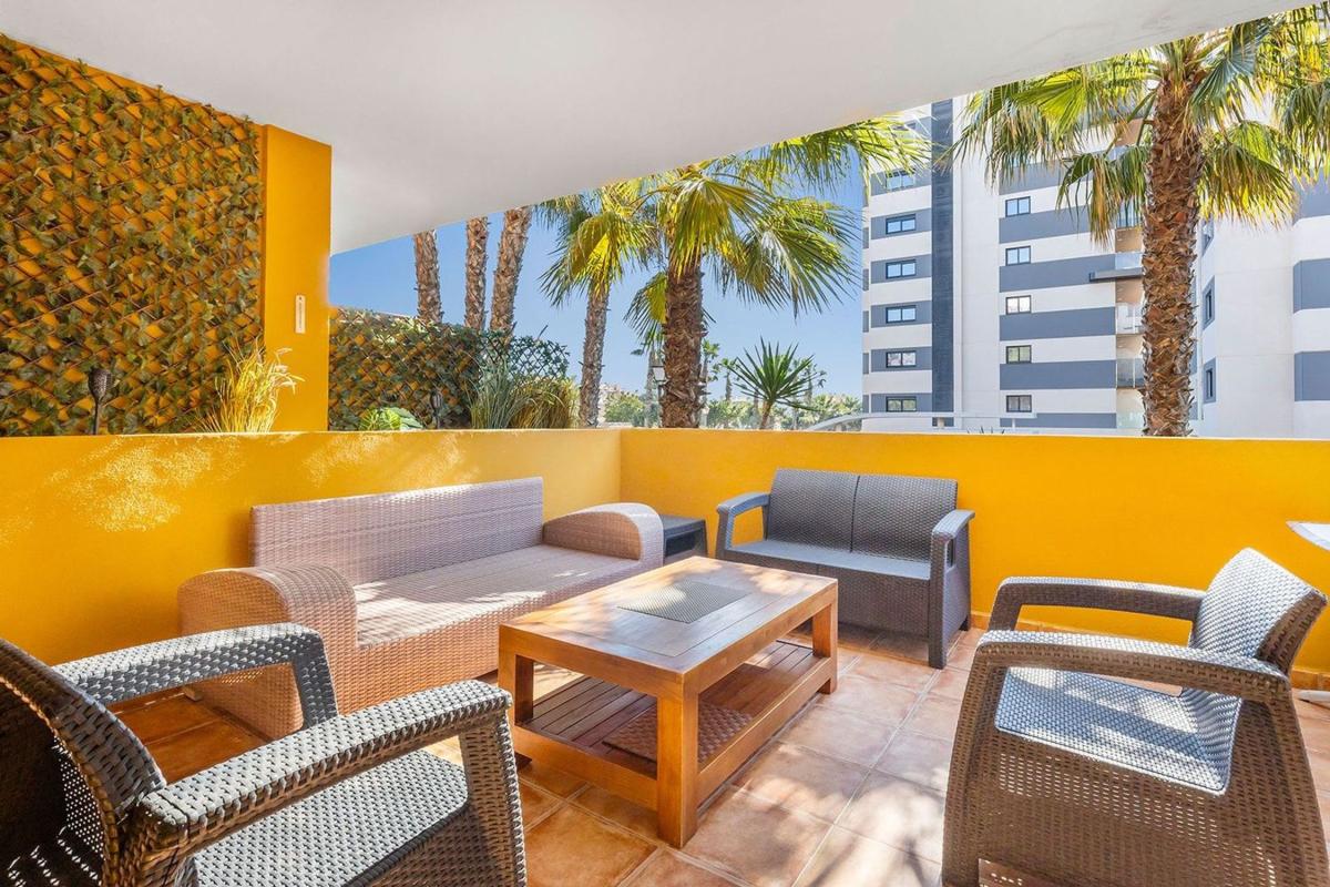 apartment te koop in Torrevieja | 2 slaapkamers H532227