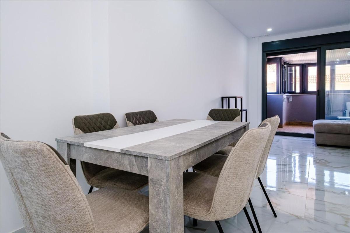 apartment te koop in Torrevieja | 4 slaapkamers H566933