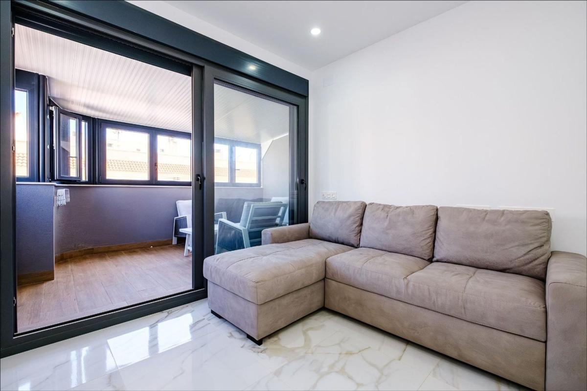 apartment te koop in Torrevieja | 4 slaapkamers H566933