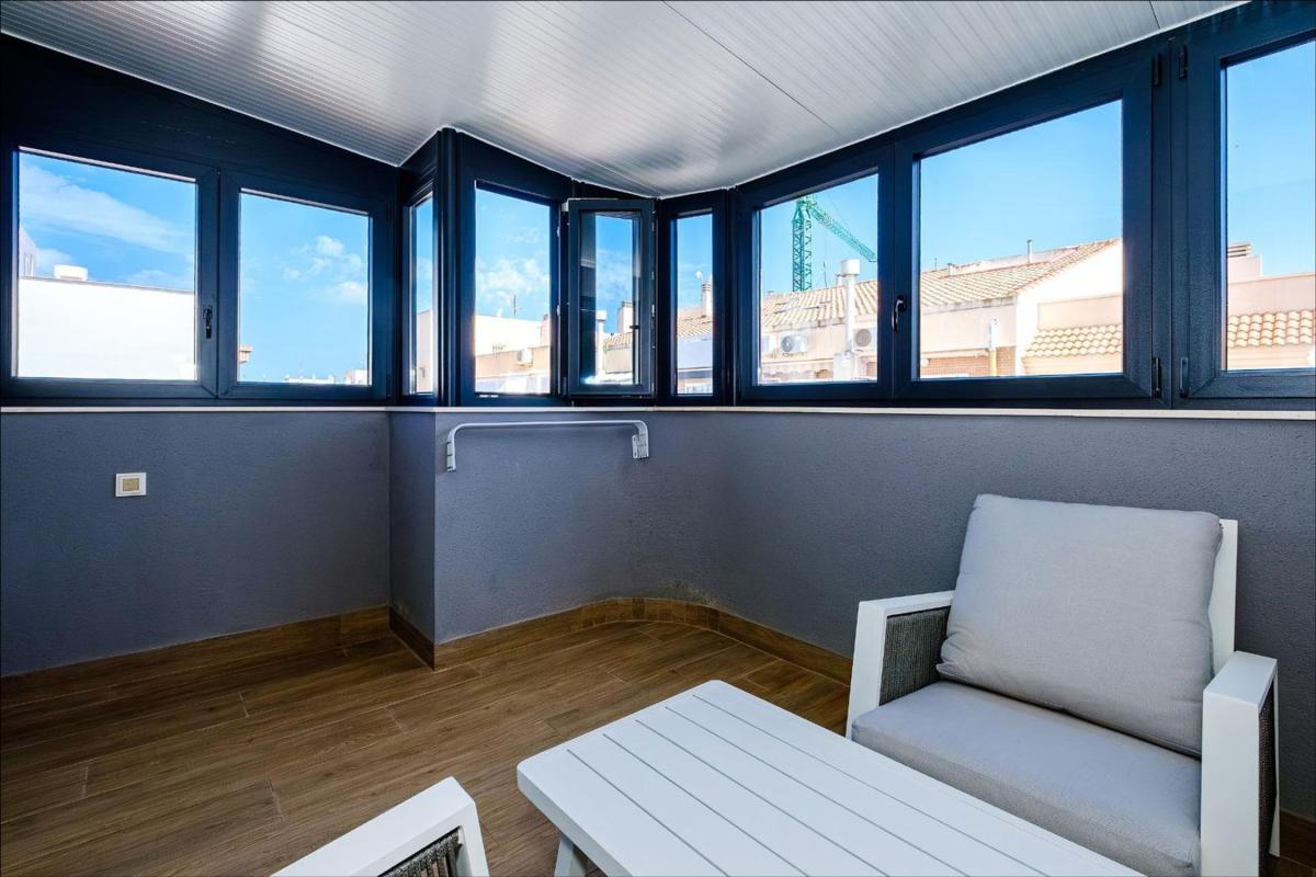 apartment te koop in Torrevieja | 4 slaapkamers H566933