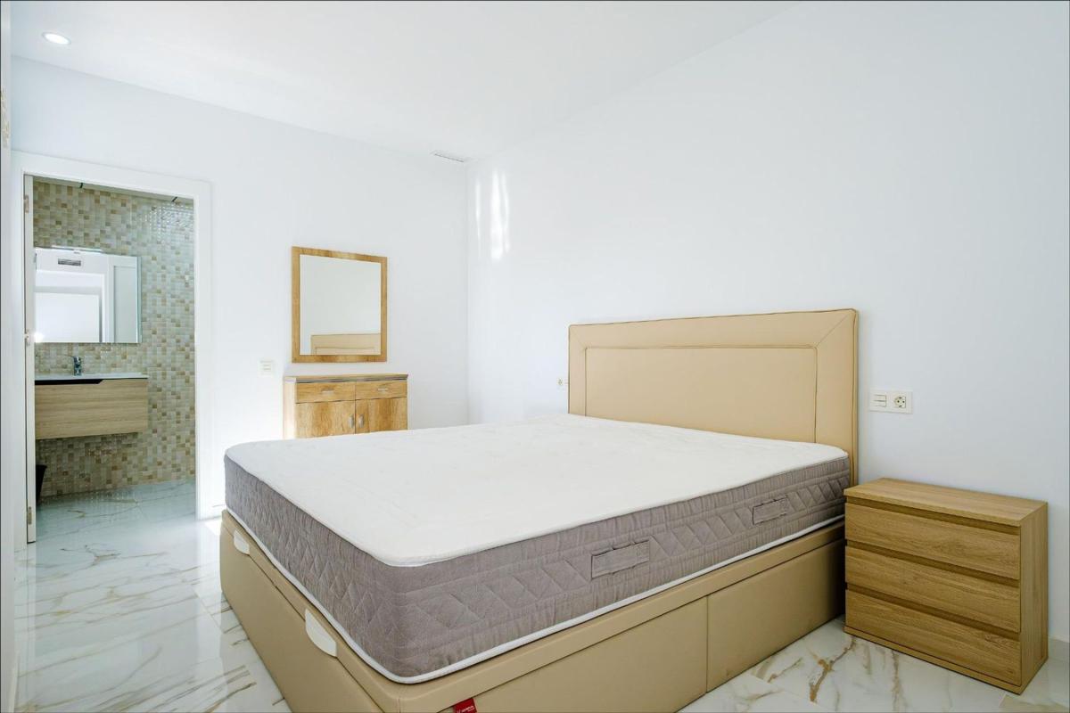 apartment te koop in Torrevieja | 4 slaapkamers H566933