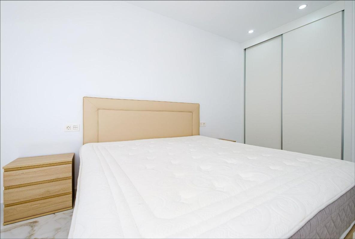 apartment te koop in Torrevieja | 4 slaapkamers H566933