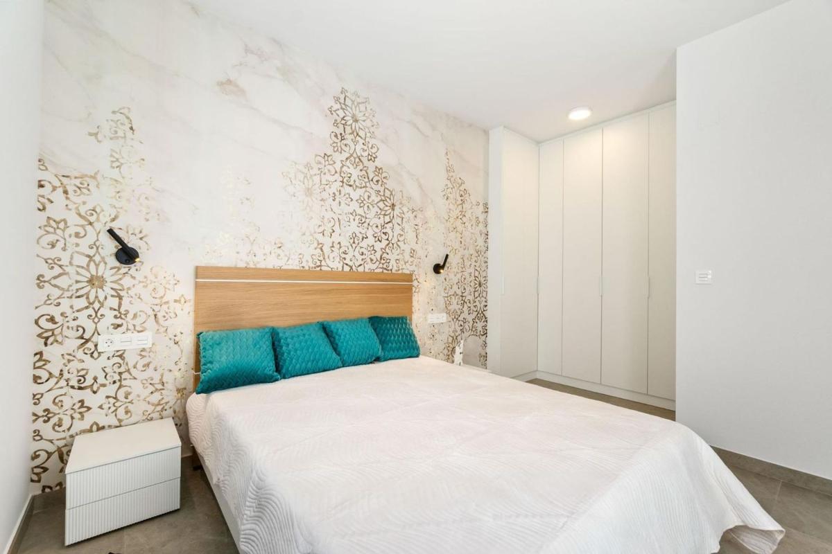 apartment te koop in Torrevieja | 2 slaapkamers H586511