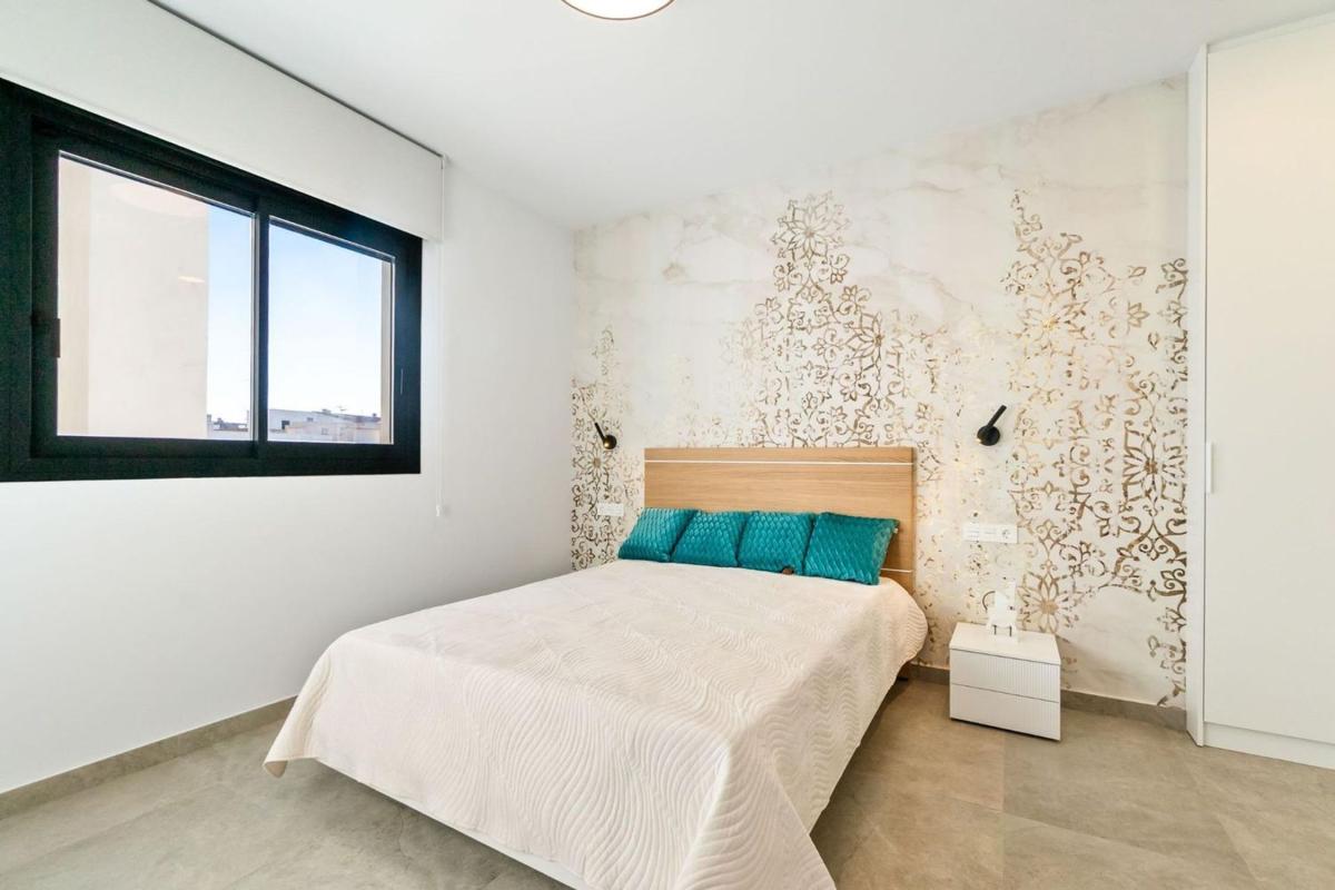 apartment te koop in Torrevieja | 2 slaapkamers H586511