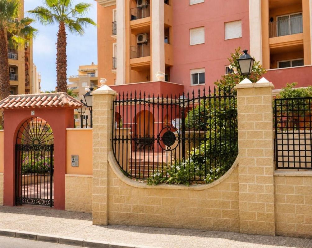 apartment te koop in Torrevieja | 3 slaapkamers H586985