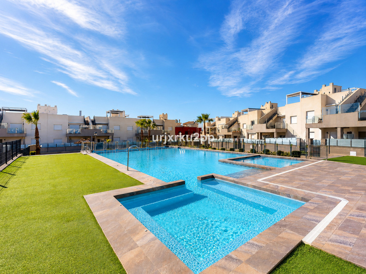 Appartement te koop in Aguas Nuevas | 2 slaapkamers H5450011