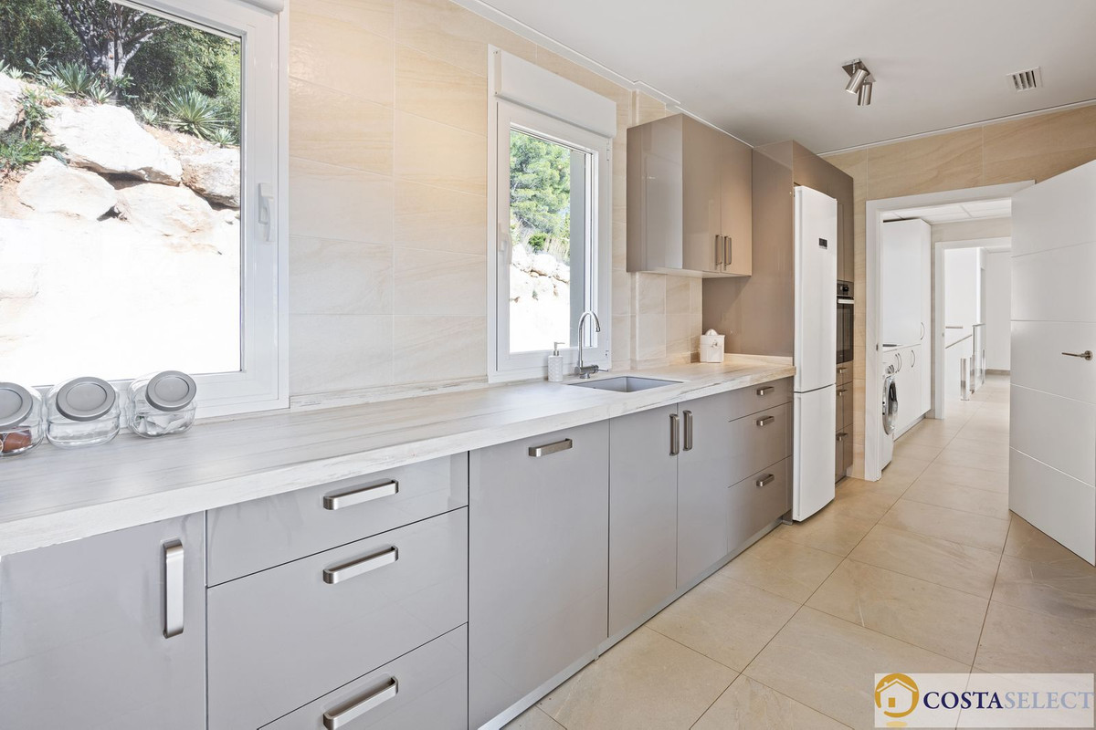 Huis te koop in Alcalali | 7 slaapkamers H5293879