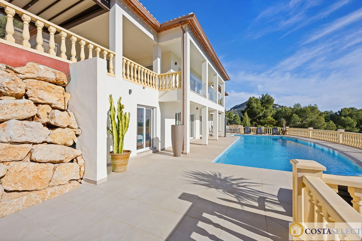 Huis te koop in Alcalali | 7 slaapkamers H5293879