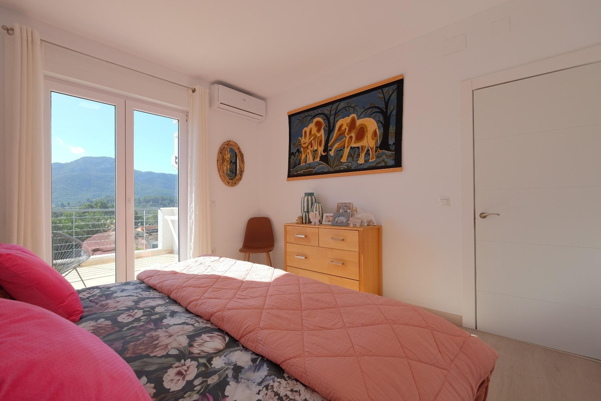 Huis te koop in Alcalali | 2 slaapkamers H5300893