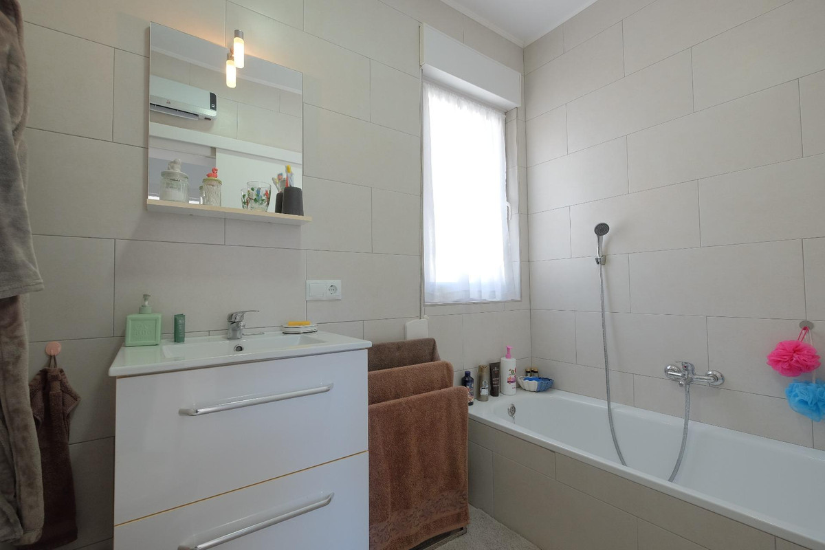 Huis te koop in Alcalali | 2 slaapkamers H5300893
