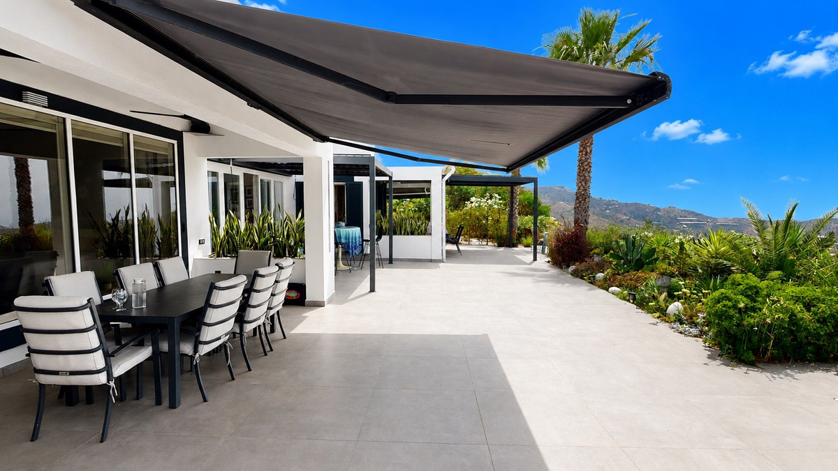 Property main view 48