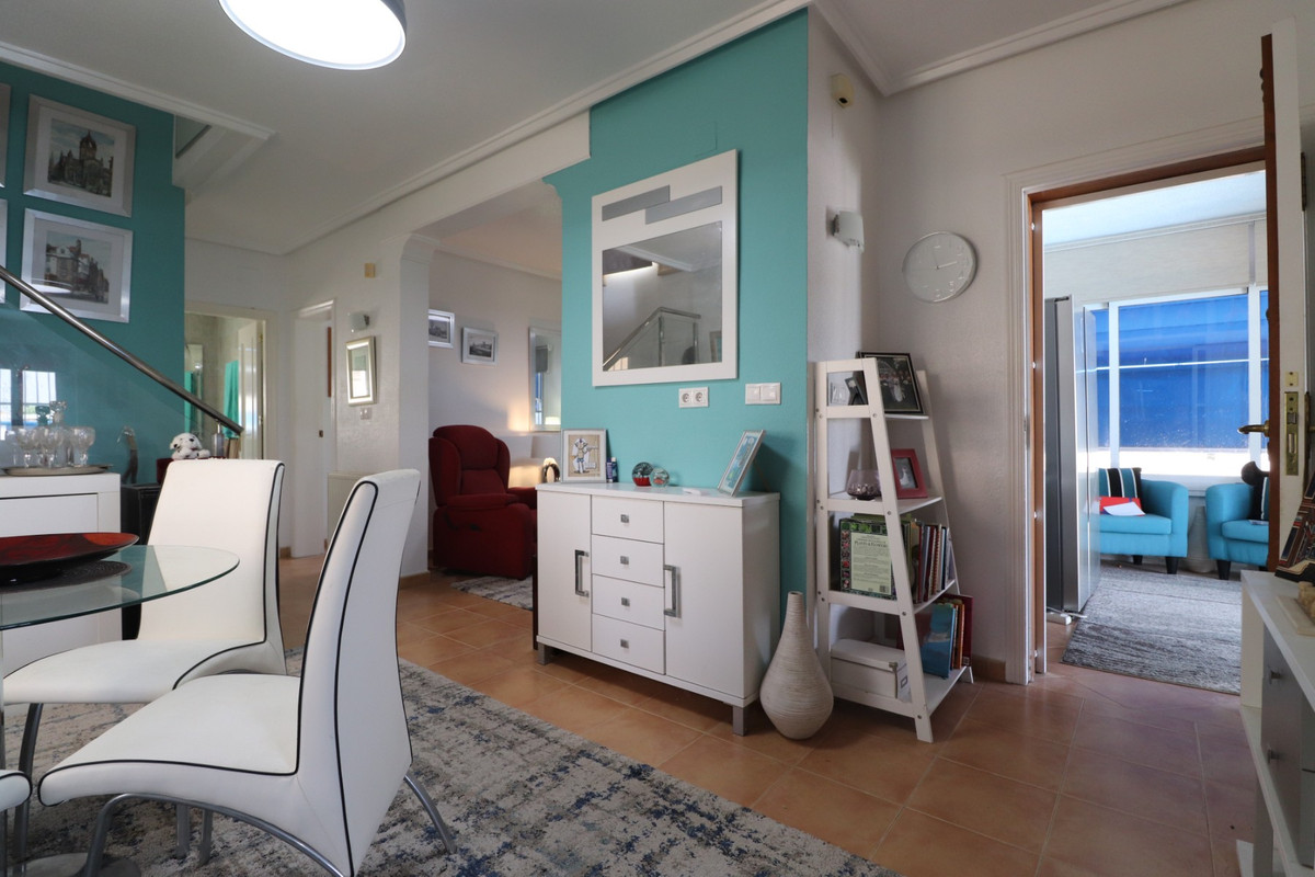 Appartement te koop in Algorfa | 4 slaapkamers H5446945