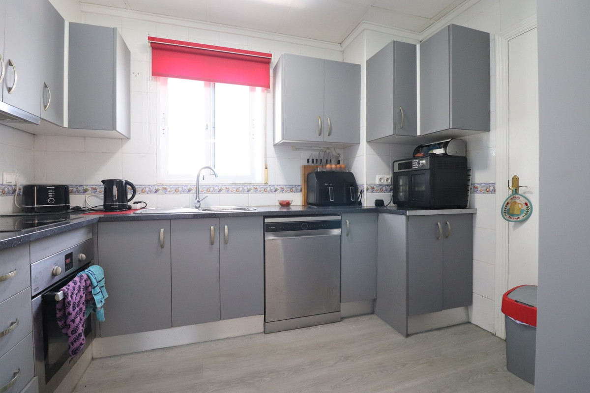 Appartement te koop in Algorfa | 4 slaapkamers H5446945