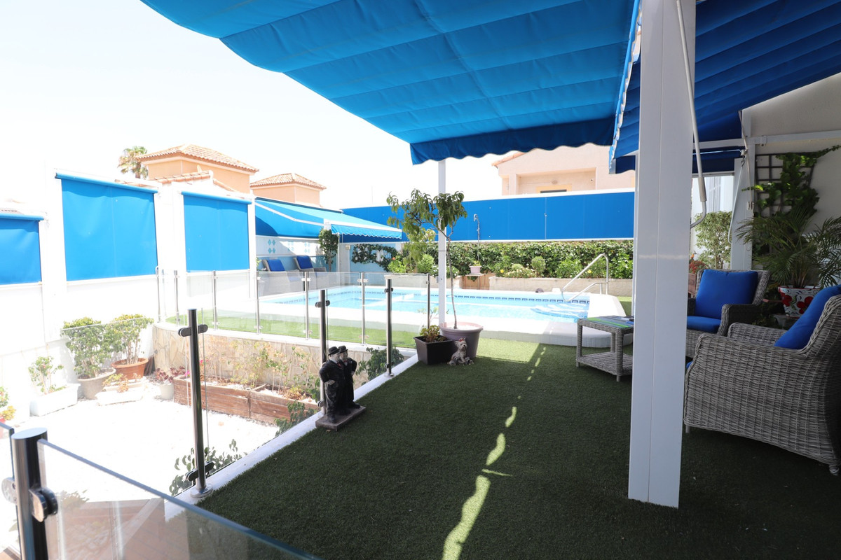 Appartement te koop in Algorfa | 4 slaapkamers H5446945