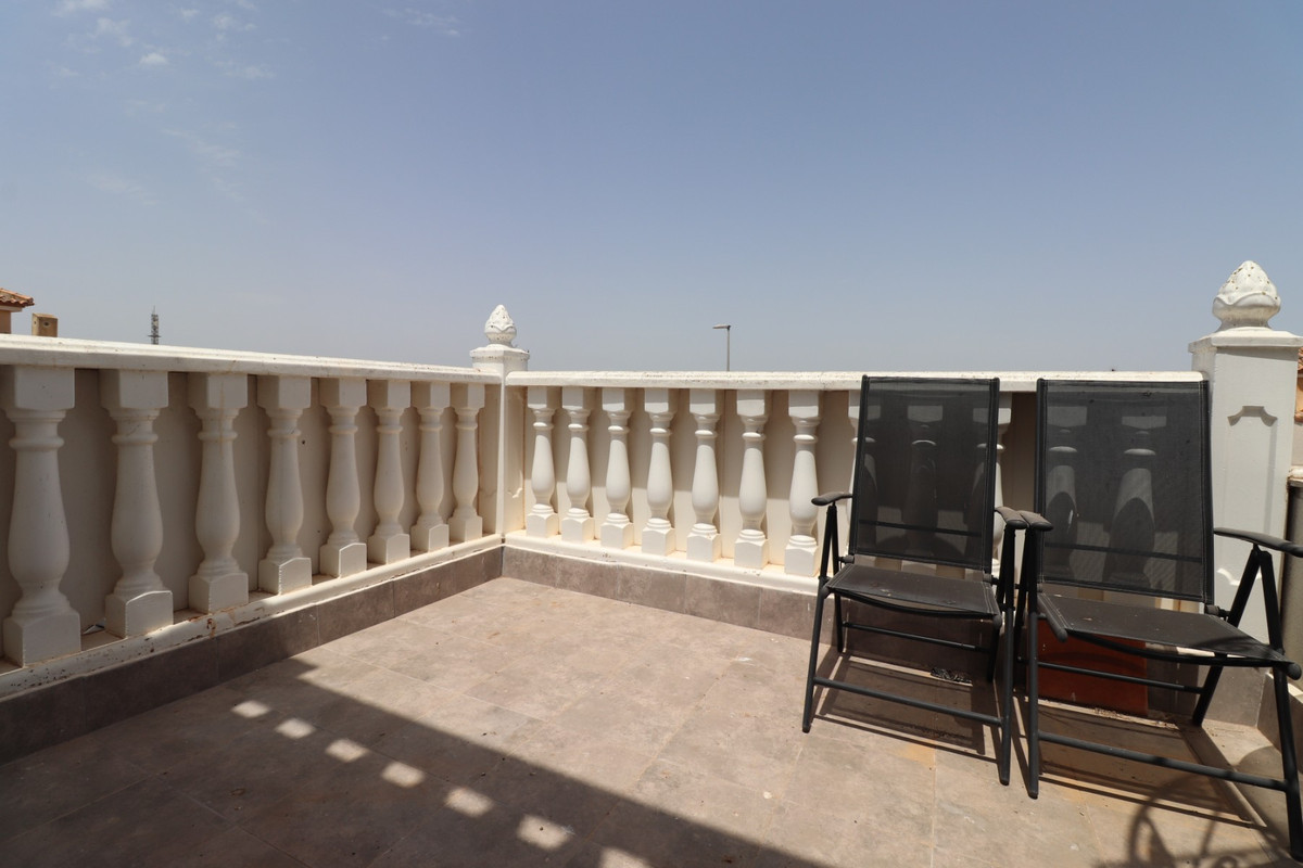 Appartement te koop in Algorfa | 4 slaapkamers H5446945