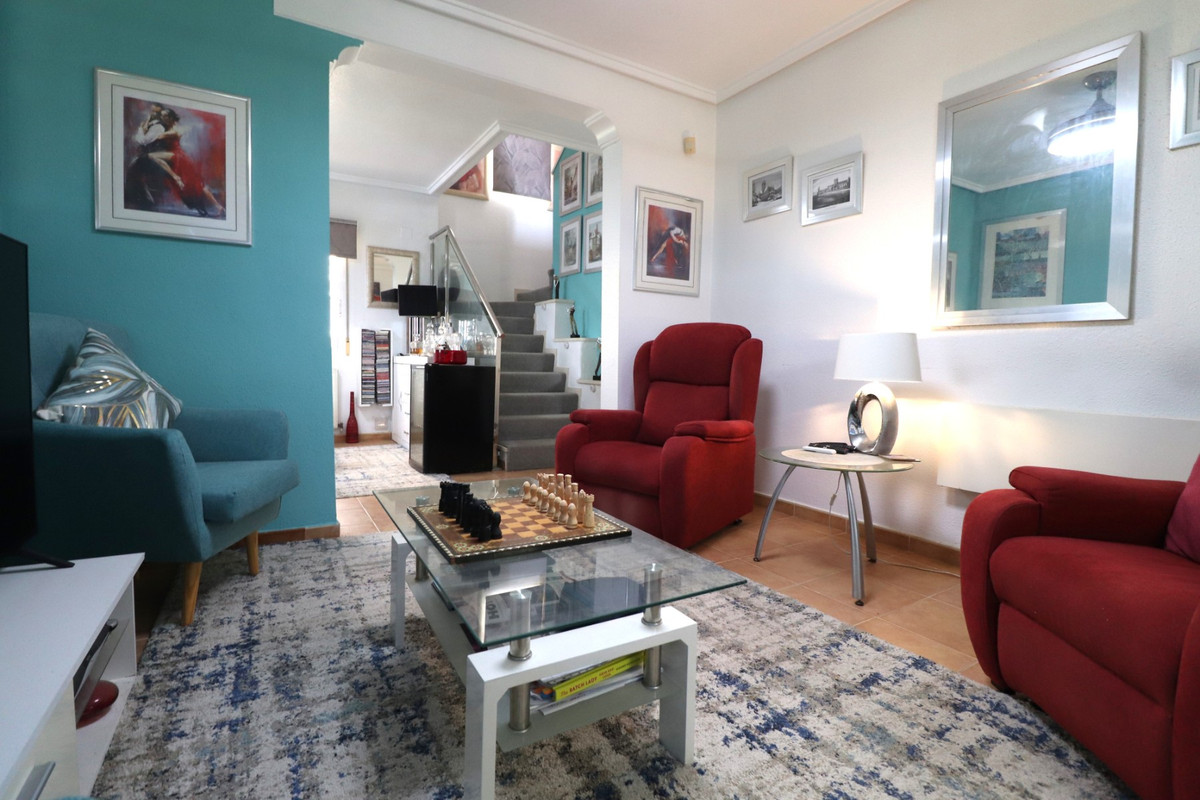 Appartement te koop in Algorfa | 4 slaapkamers H5446945