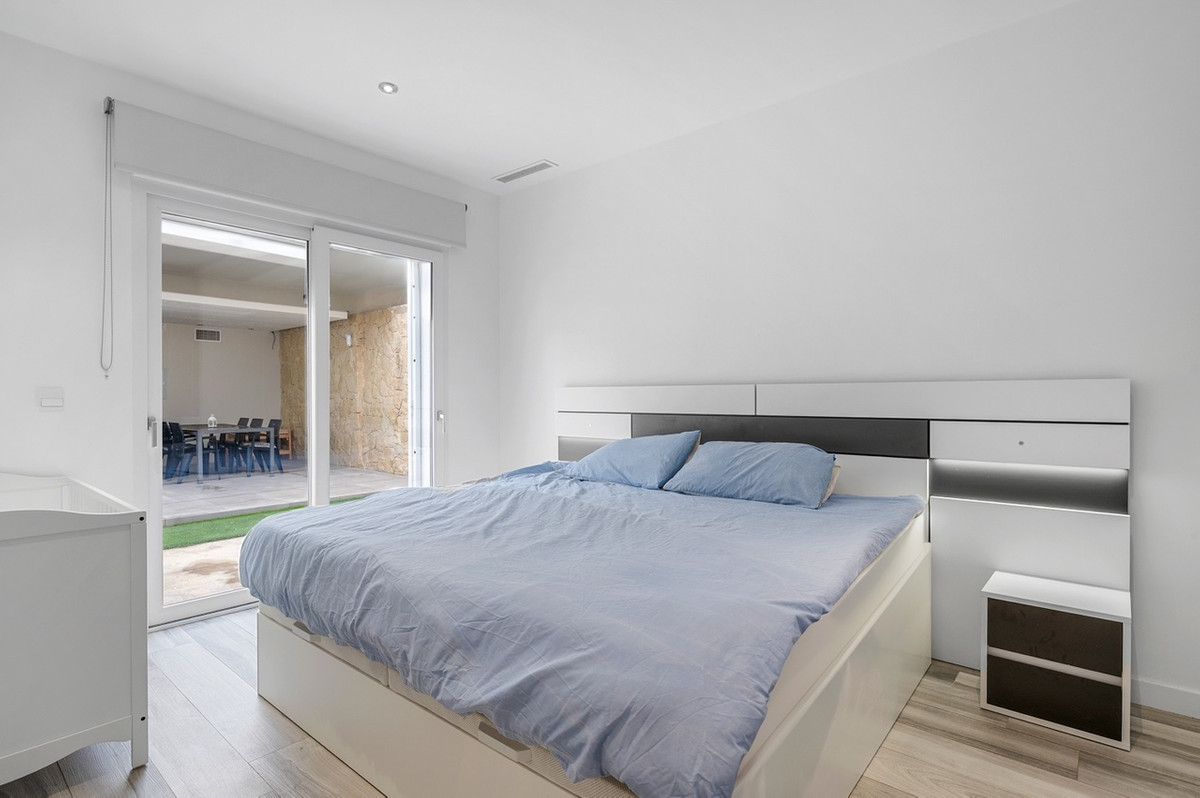 Huis te koop in Algorfa | 4 slaapkamers H5453542