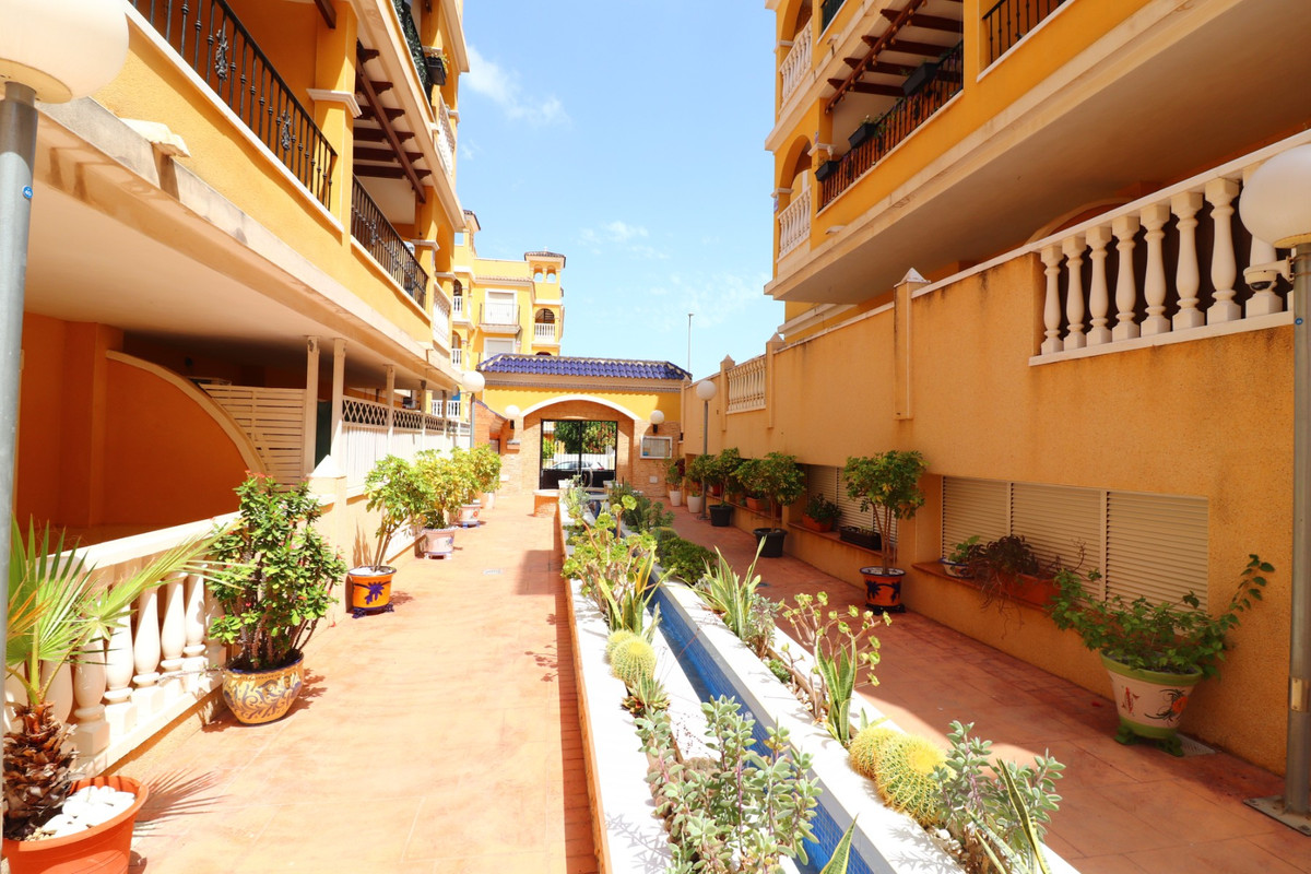 Appartement te koop in Algorfa | 2 slaapkamers H5462608