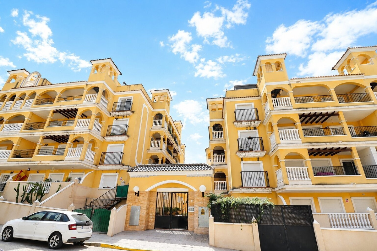 Appartement te koop in Algorfa | 2 slaapkamers H5462608