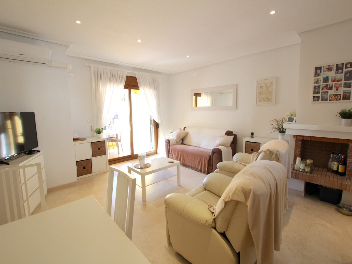 Appartement te koop in Algorfa | 2 slaapkamers H5526196