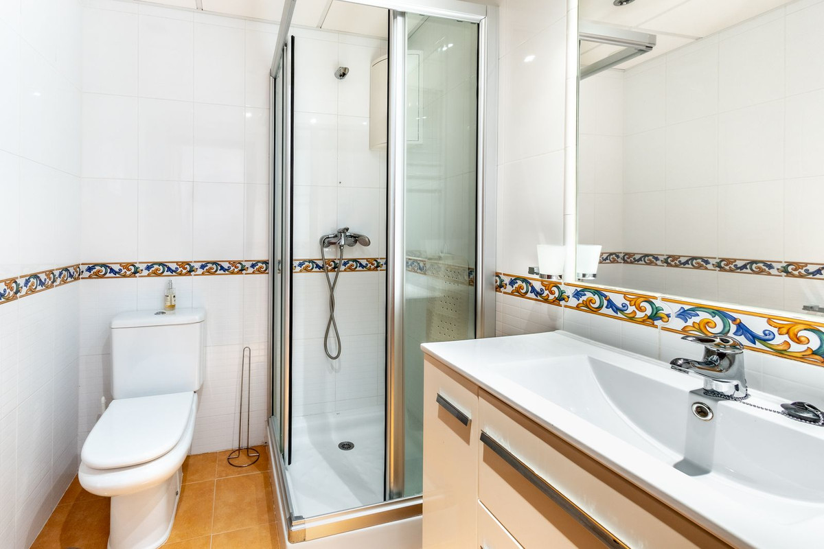 Begane grond appartement in Alhaurin Golf-12