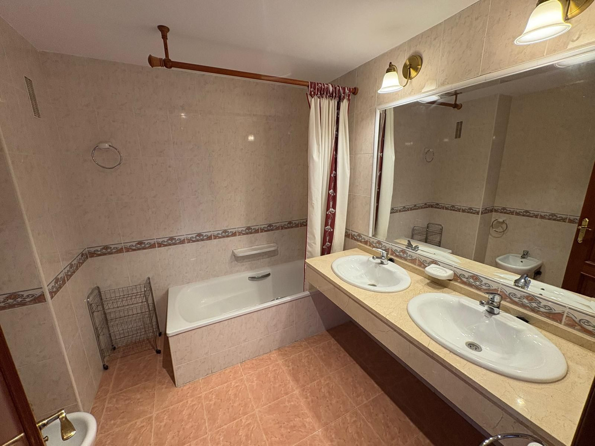 Apartment te koop in Alhaurin Golf | 2 slaapkamers H5054809