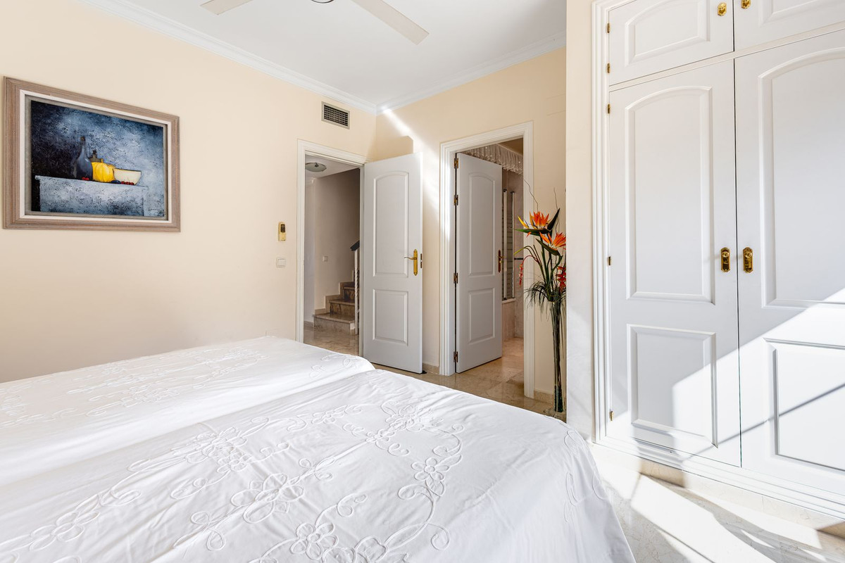 Appartement te koop in Alhaurin Golf | 3 slaapkamers H5081416
