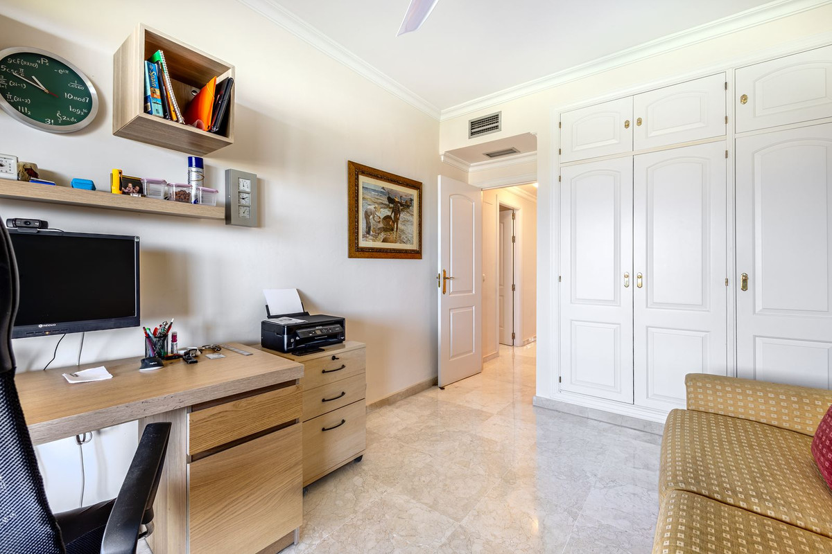 Appartement te koop in Alhaurin Golf | 3 slaapkamers H5081416