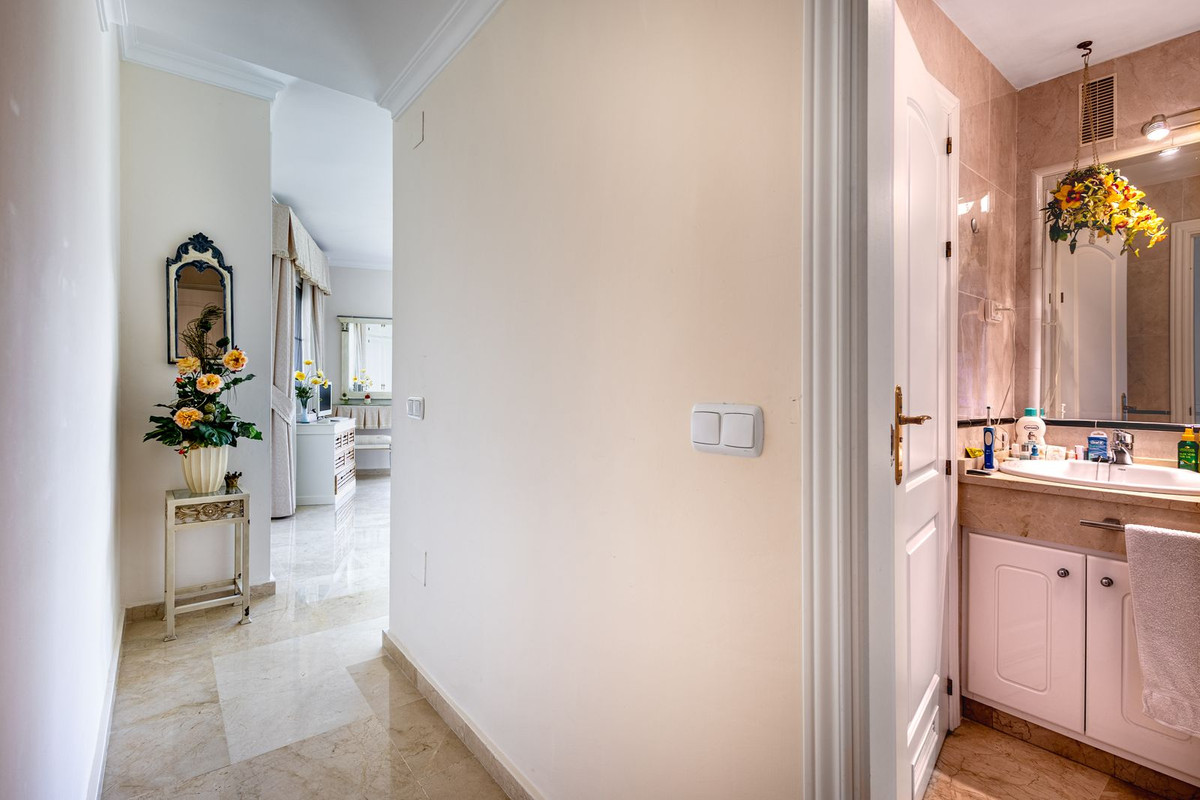 Appartement te koop in Alhaurin Golf | 3 slaapkamers H5081416