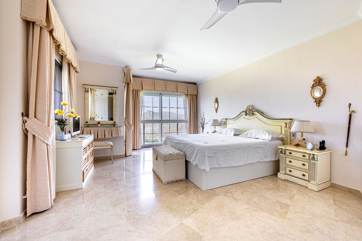 Appartement te koop in Alhaurin Golf | 3 slaapkamers H5081416