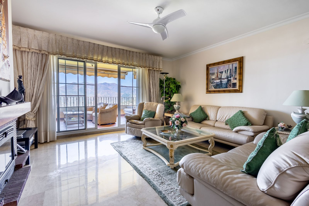 Appartement te koop in Alhaurin Golf | 3 slaapkamers H5081416
