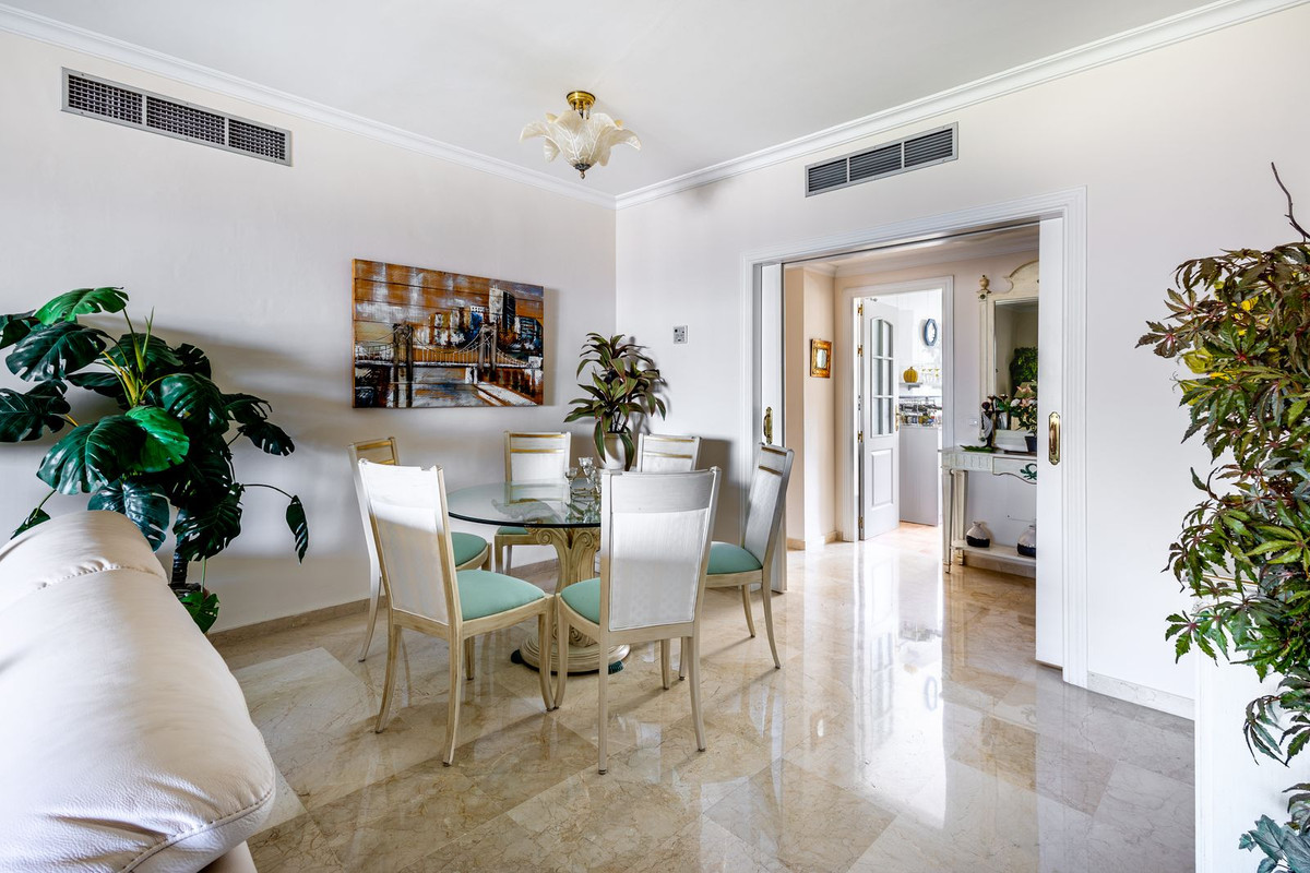 Appartement te koop in Alhaurin Golf | 3 slaapkamers H5081416