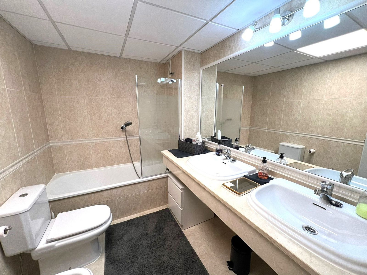 Penthouse te koop in Alhaurin Golf | 2 slaapkamers H5137933