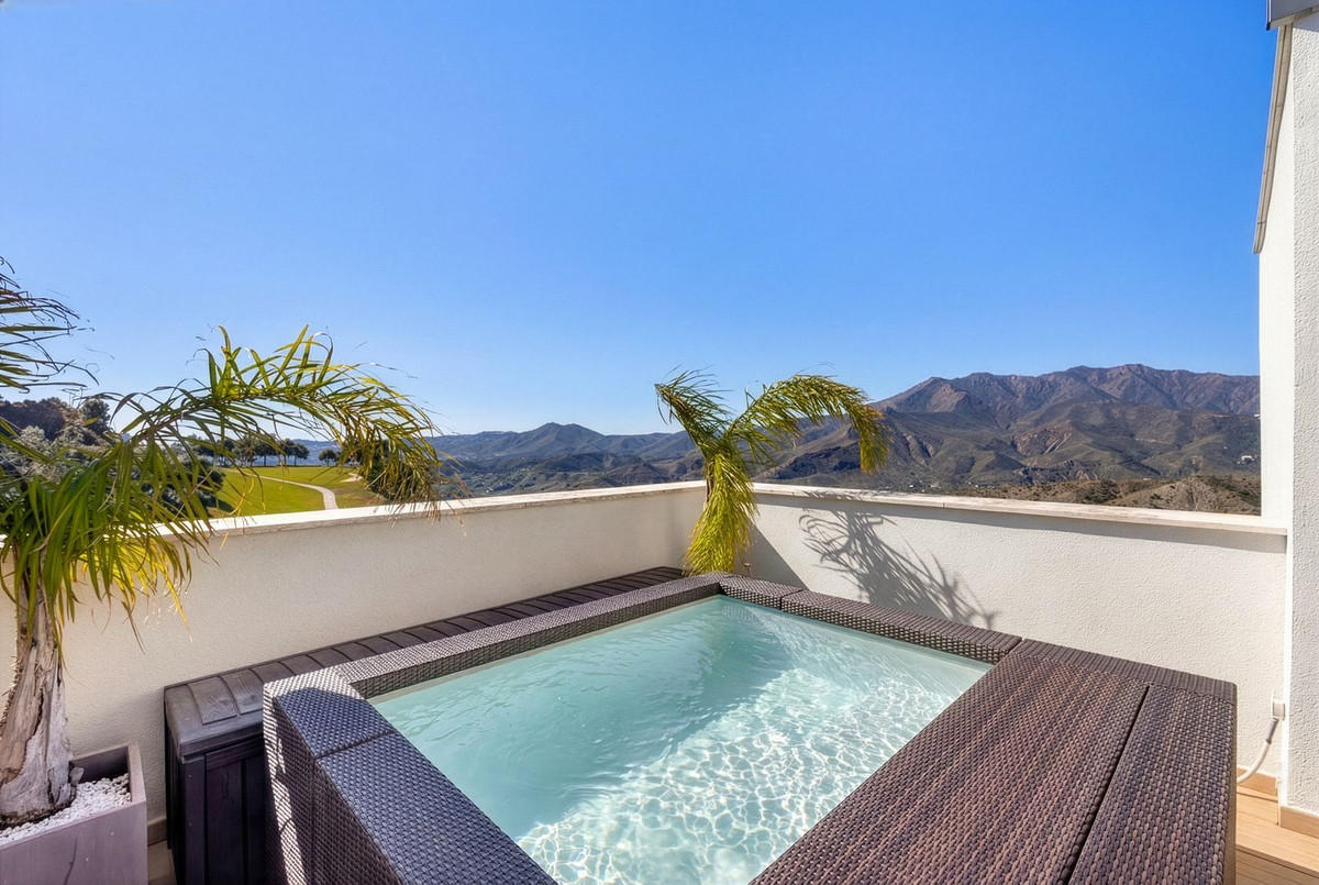 Appartement te koop in Alhaurin Golf | 3 slaapkamers H5309086