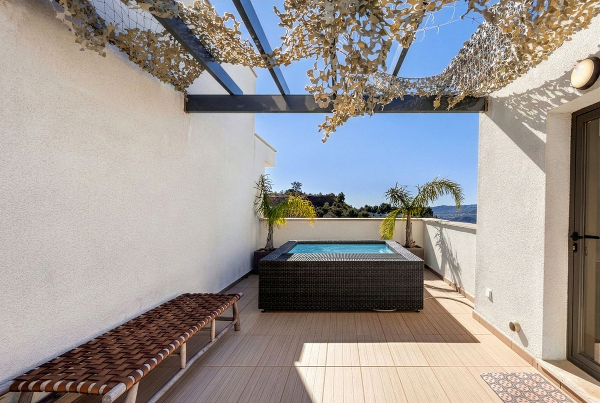 Appartement te koop in Alhaurin Golf | 3 slaapkamers H5309086