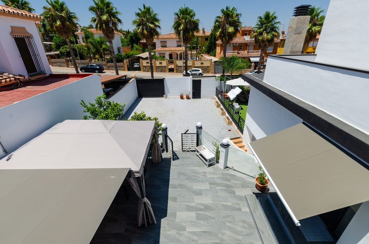 Huis te koop in Alhaurín de la Torre | 6 slaapkamers H5127301