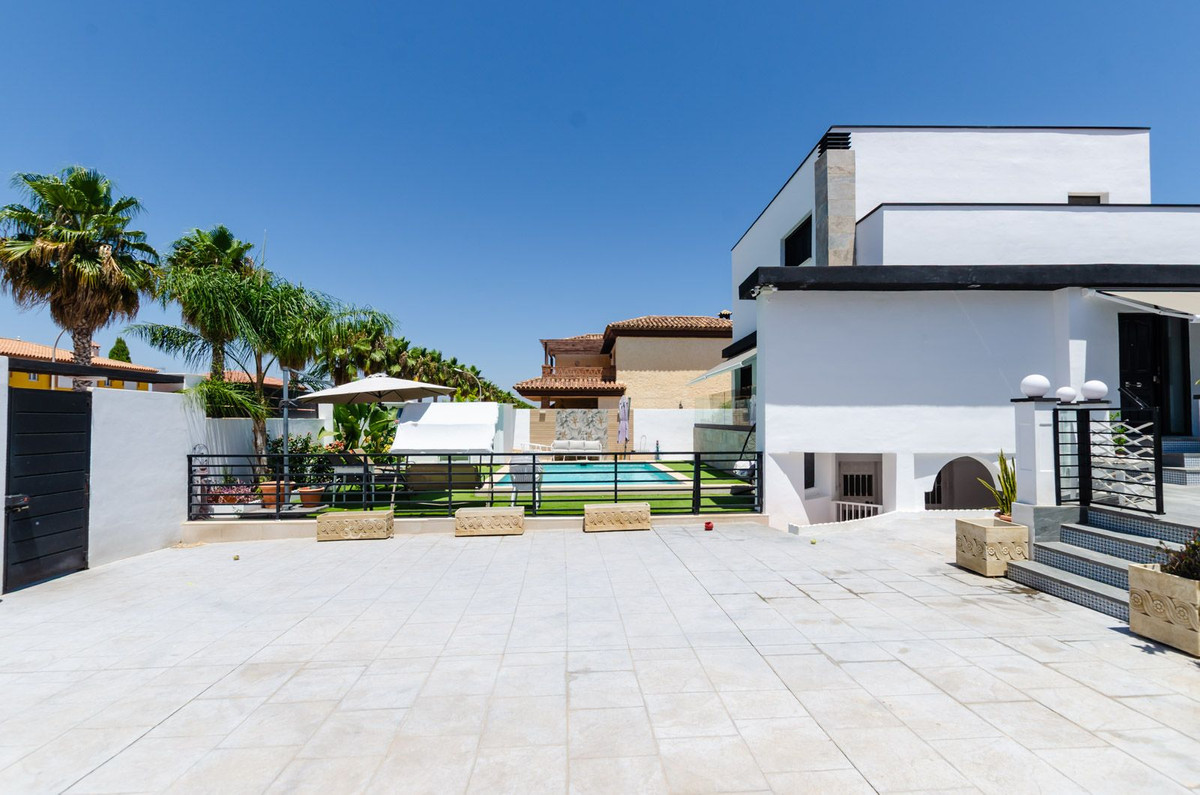 Huis te koop in Alhaurín de la Torre | 6 slaapkamers H5127301