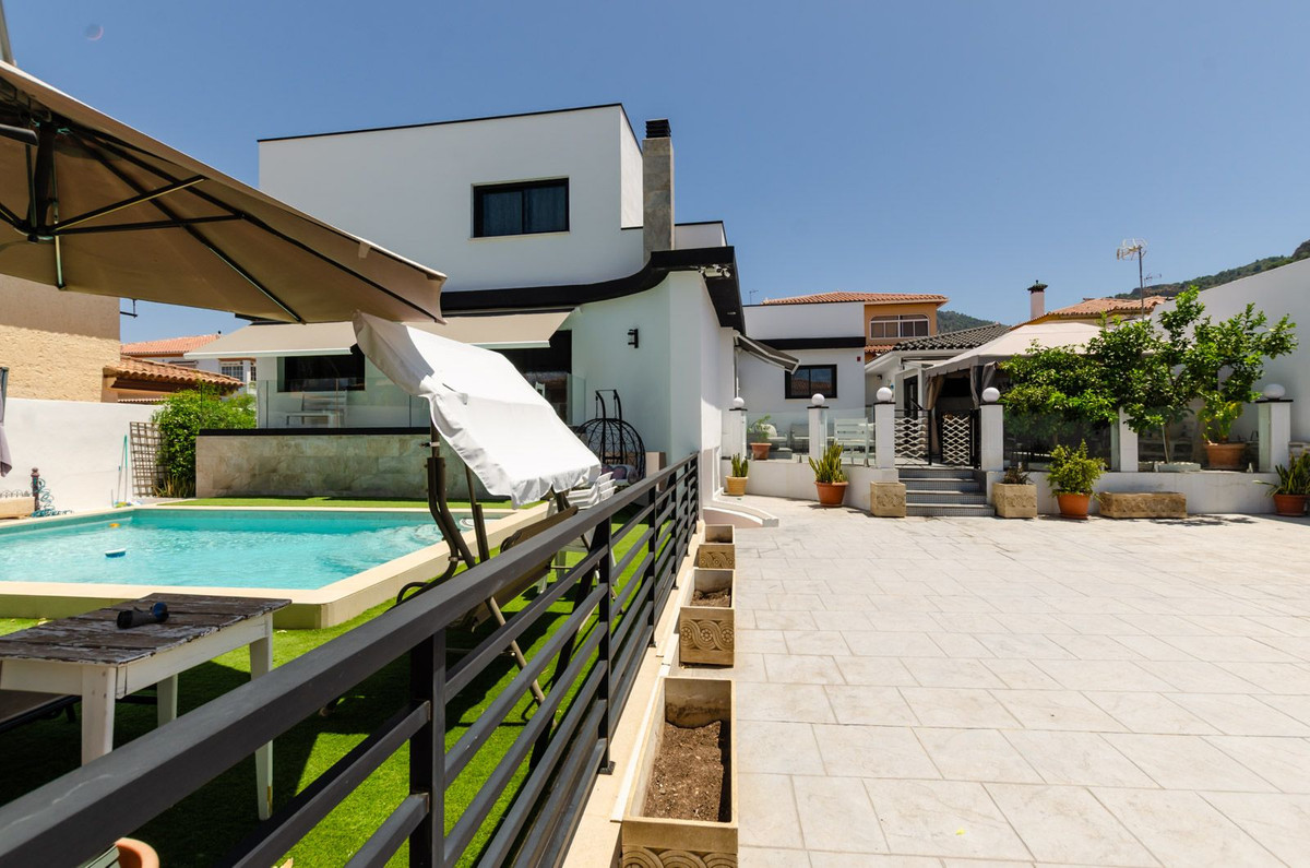 Huis te koop in Alhaurín de la Torre | 6 slaapkamers H5127301