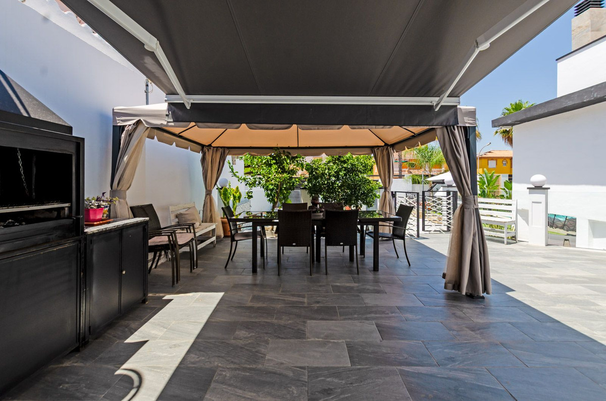 Huis te koop in Alhaurín de la Torre | 6 slaapkamers H5127301