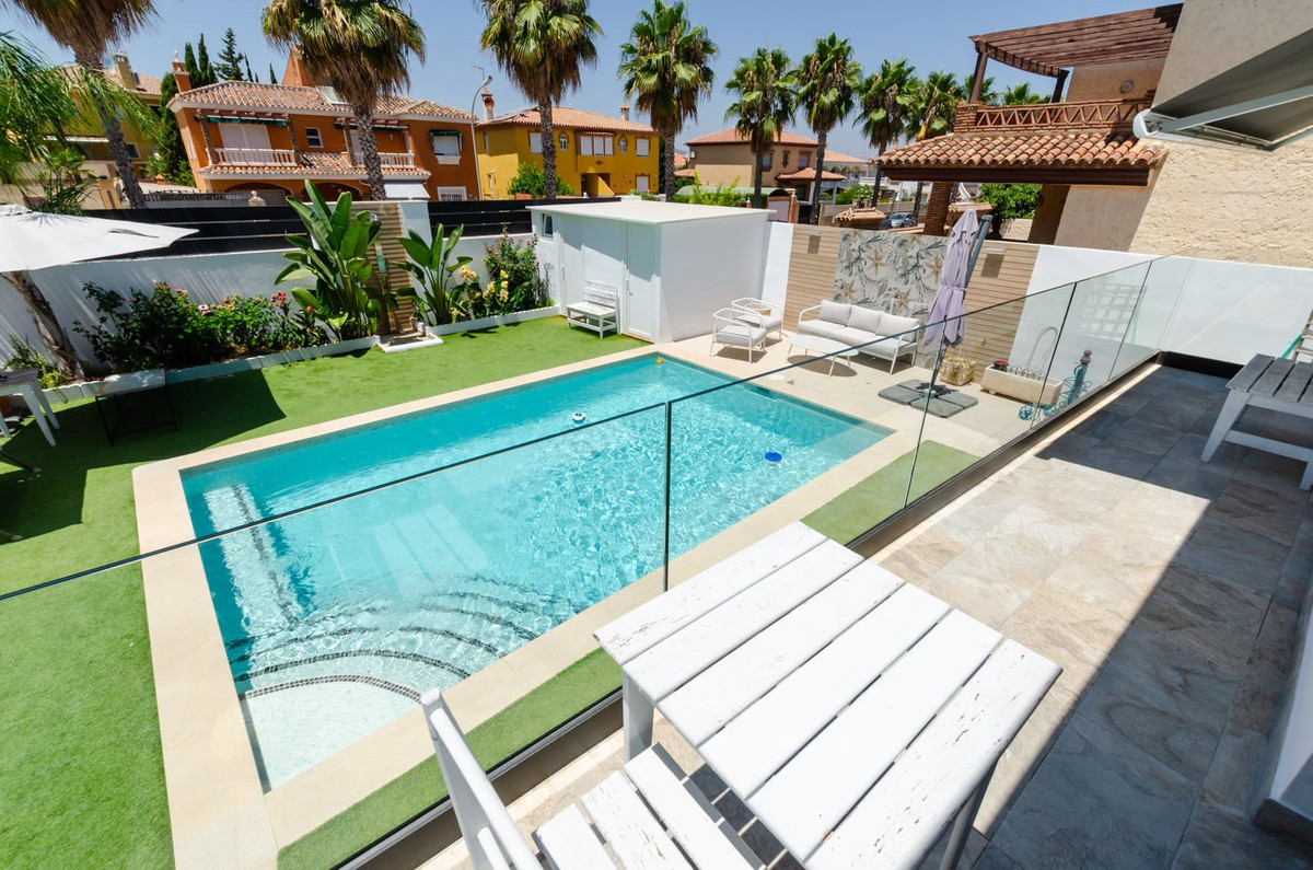 Huis te koop in Alhaurín de la Torre | 6 slaapkamers H5127301