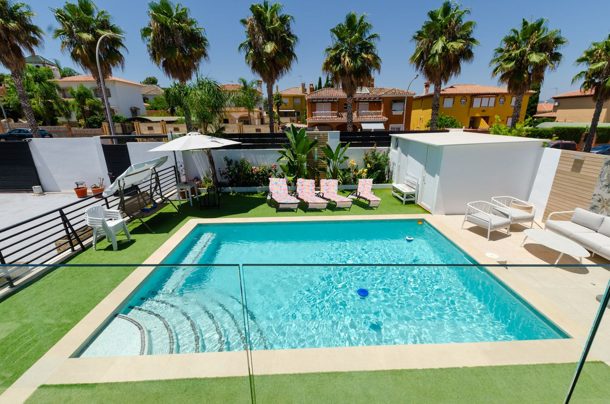 Huis te koop in Alhaurín de la Torre | 6 slaapkamers H5127301